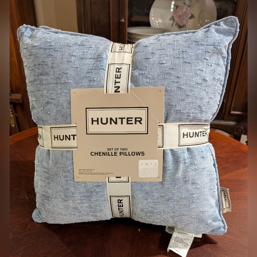 NWOT Hunter Light Blue Chenille Accent Pillow - Set of Two
